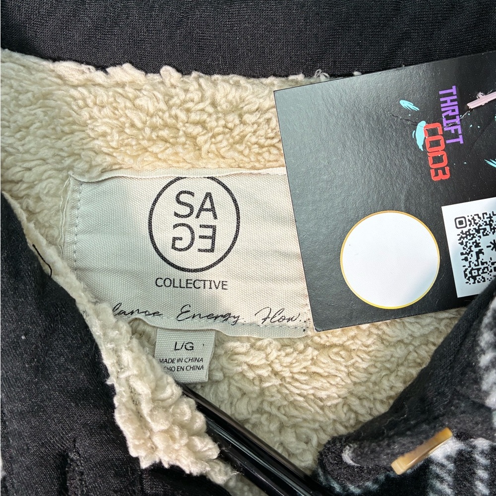 Sage Collective Women's Black/ White Plaid Faux Fur Lining Size Large LJ17 - Picture 7 of 10